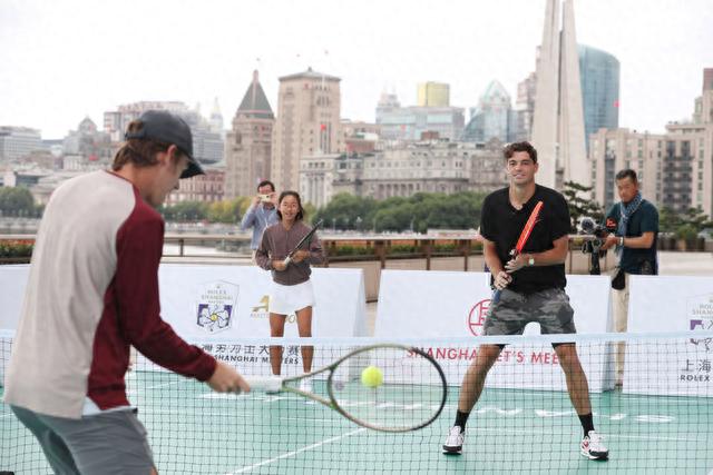 迫使皇家社 迫使皇家社